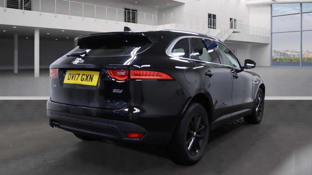 Used Jaguar F-Pace 2017 for sale - 77550106: Photo 5