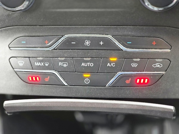 Used Ford S-Max 2016 for sale - 76094330: Photo 49