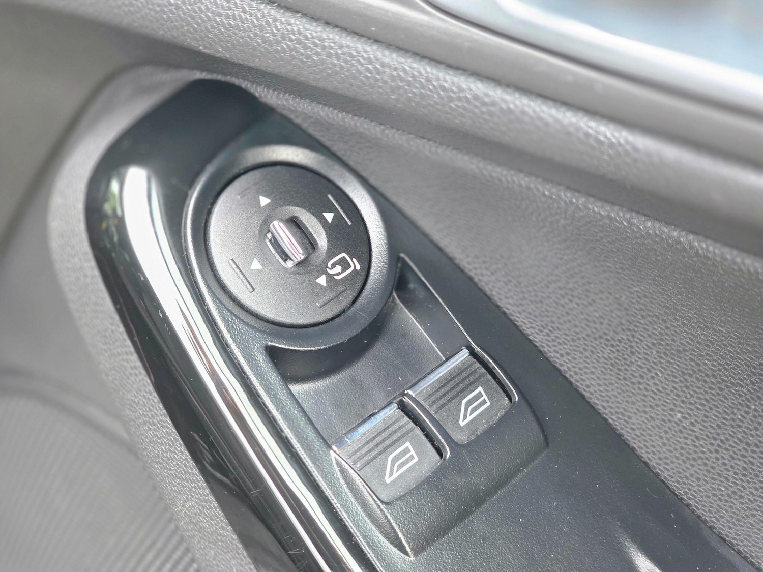 Used Ford Fiesta 2014 for sale - 77097419: Photo 32