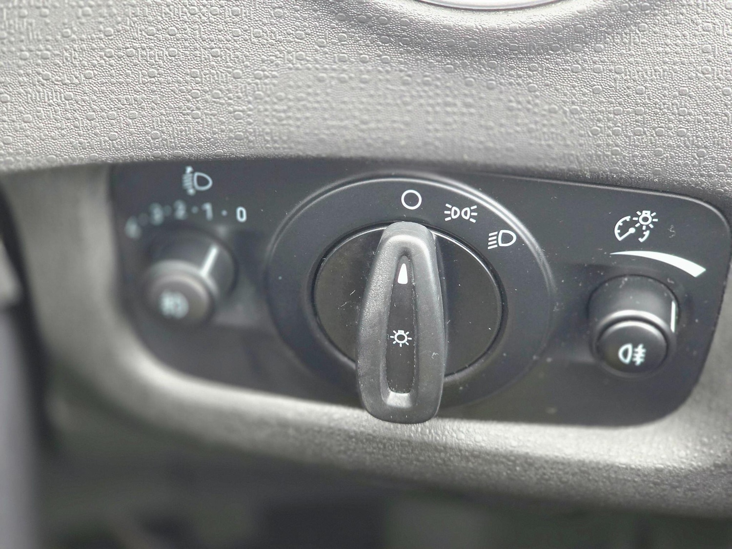 Used Ford Fiesta 2014 for sale - 77097419: Photo 33