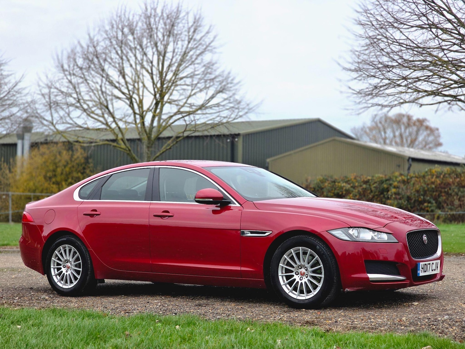 Used Jaguar XF 2017 for sale - 76839823: Photo 2