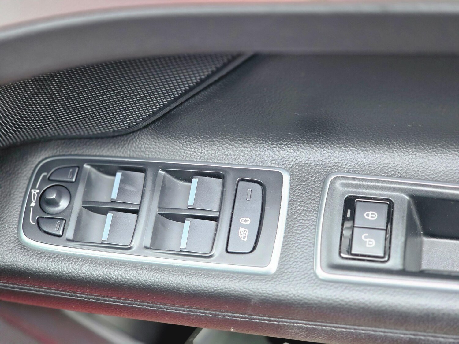 Used Jaguar XF 2017 for sale - 76839823: Photo 44