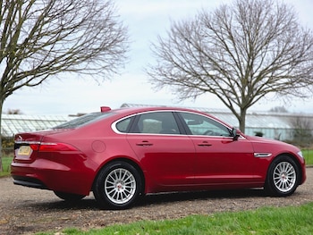 Used Jaguar XF 2017 for sale - 76839823: Photo