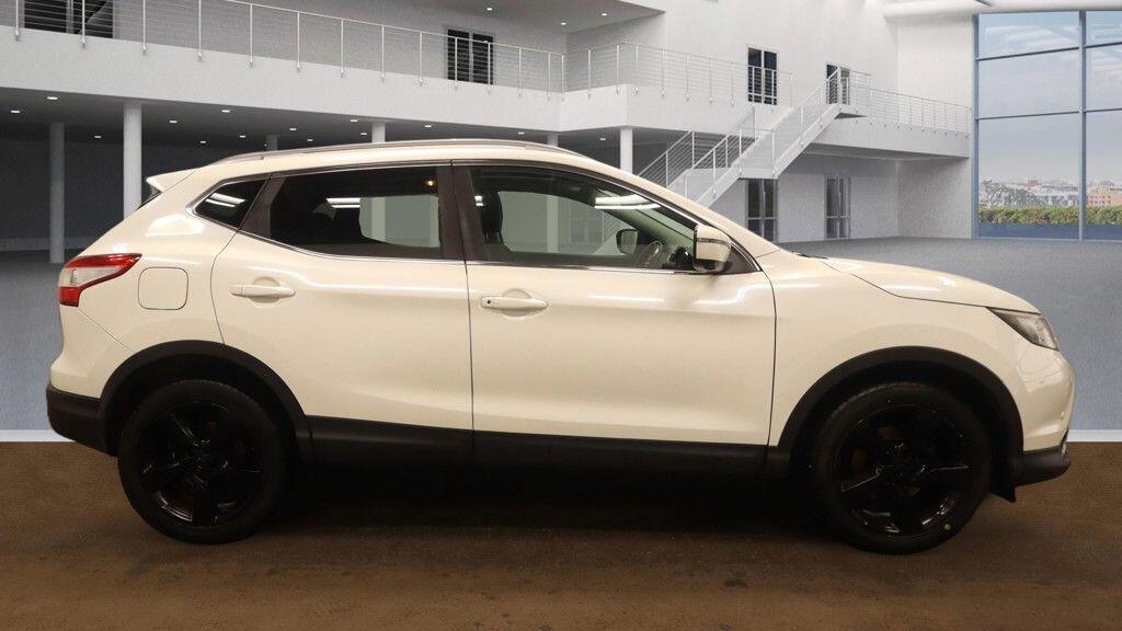 Used Nissan Qashqai for sale - 77784400: Photo 5