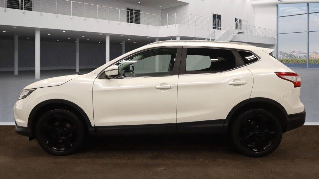 Used Nissan Qashqai for sale - 77784400: Photo 6