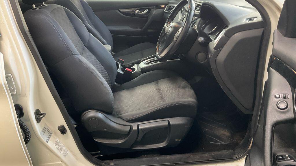 Used Nissan Qashqai for sale - 77784400: Photo 9