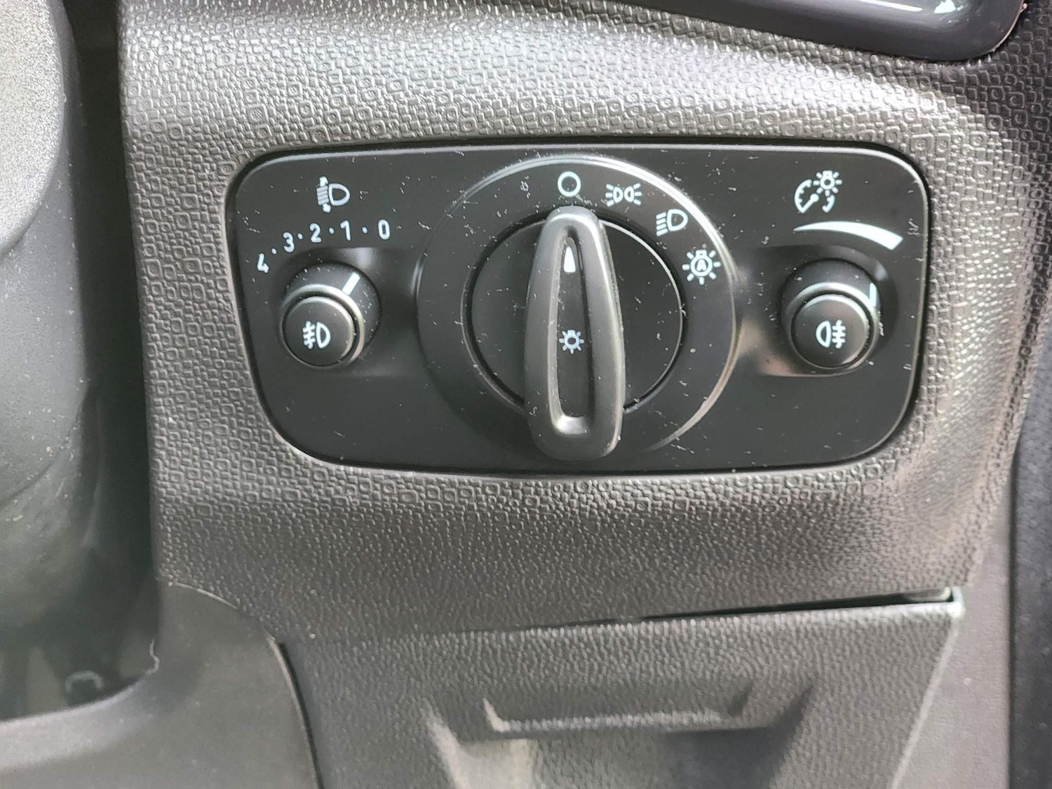 Used Ford Ecosport 2016 for sale - 77395904: Photo 25