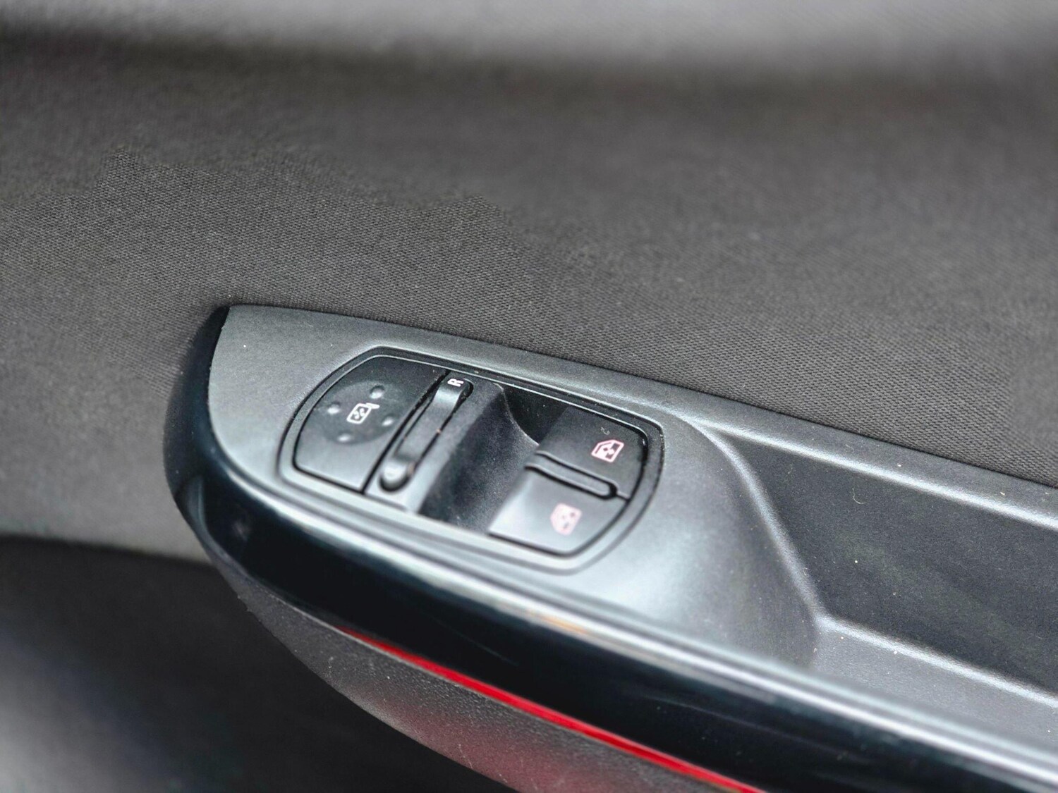 Used Vauxhall Corsa for sale - 77496941: Photo 32