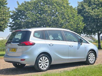 Used Vauxhall Zafira Tourer 2016 for sale - 78965939: Photo