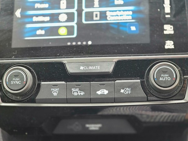 Used Honda Civic 2018 for sale - 75127587: Photo 39