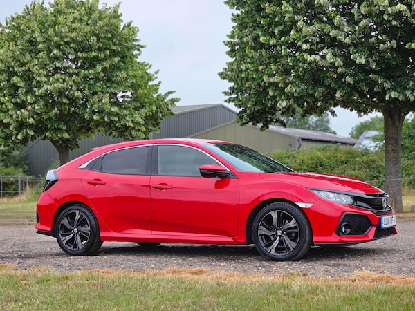 Used Honda Civic 2018 for sale - 75127587: Photo 3