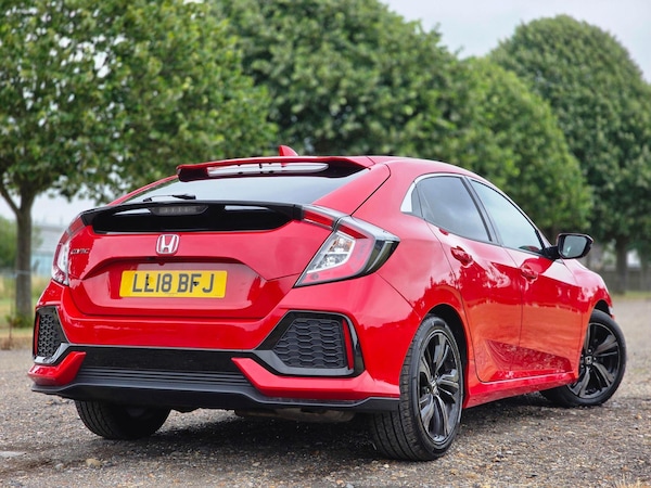 Used Honda Civic 2018 for sale - 75127587: Photo 8