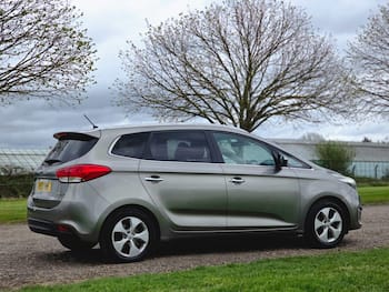 Used Kia Carens 2013 for sale - 79836165: Photo