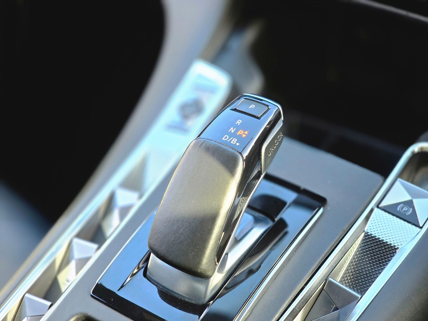 Used DS Automobiles DS 7 Crossback 2020 for sale - 76512470: Photo 43