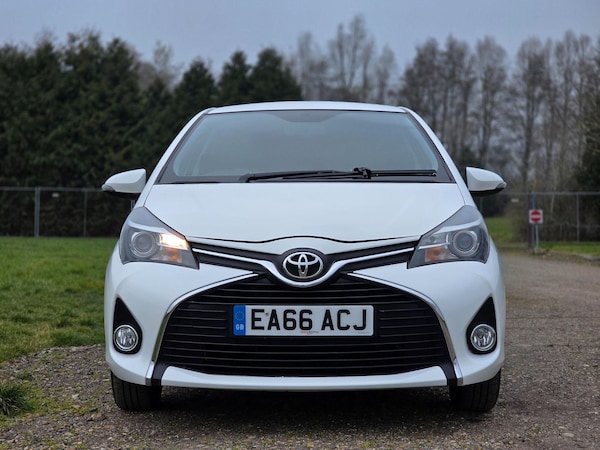 Used Toyota Yaris 2016 for sale - 73890800: Photo 10
