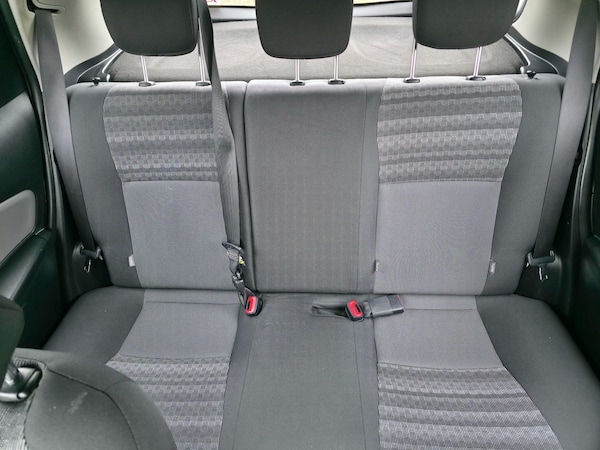 Used Toyota Yaris 2016 for sale - 73890800: Photo 19