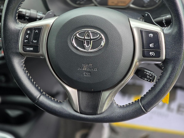 Used Toyota Yaris 2016 for sale - 73890800: Photo 35