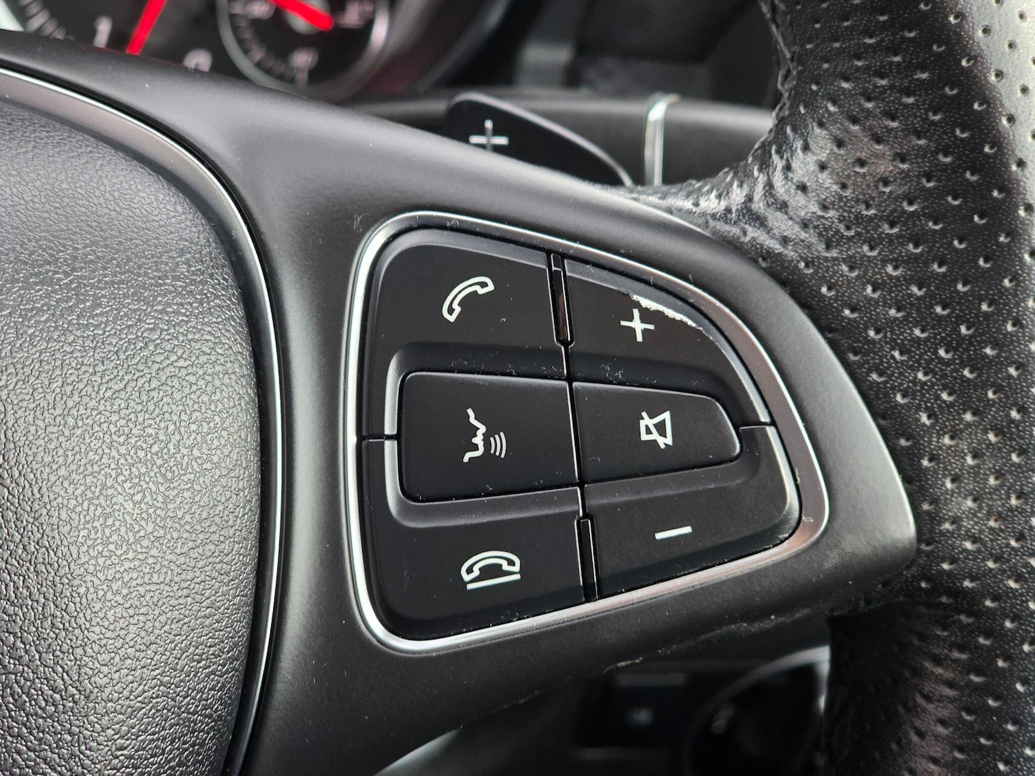 Used Mercedes-Benz A-Class 2017 for sale - 76399338: Photo 36