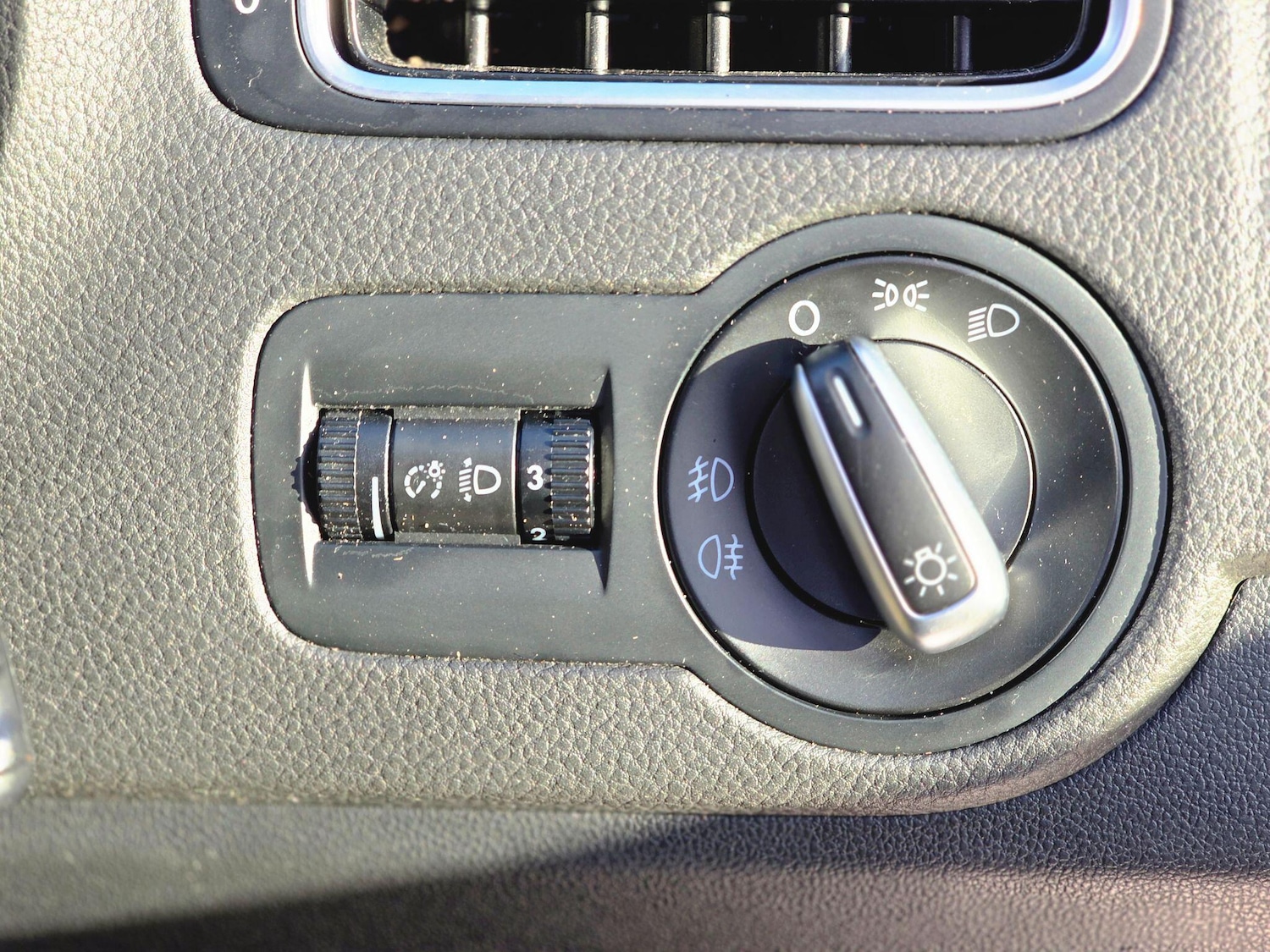 Used Volkswagen Polo for sale - 76619698: Photo 35