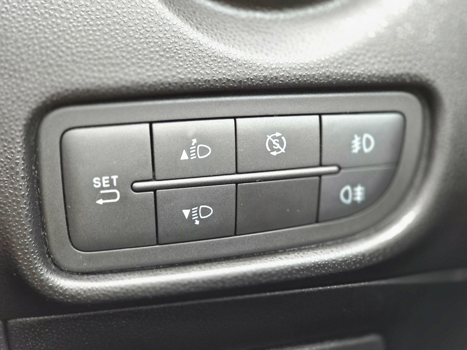 Used Alfa Romeo MiTo 2015 for sale - 75940282: Photo 33