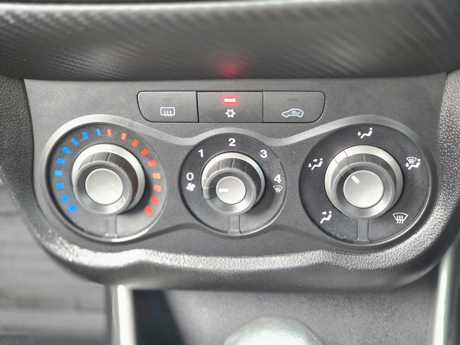 Used Alfa Romeo MiTo 2015 for sale - 75940282: Photo 37