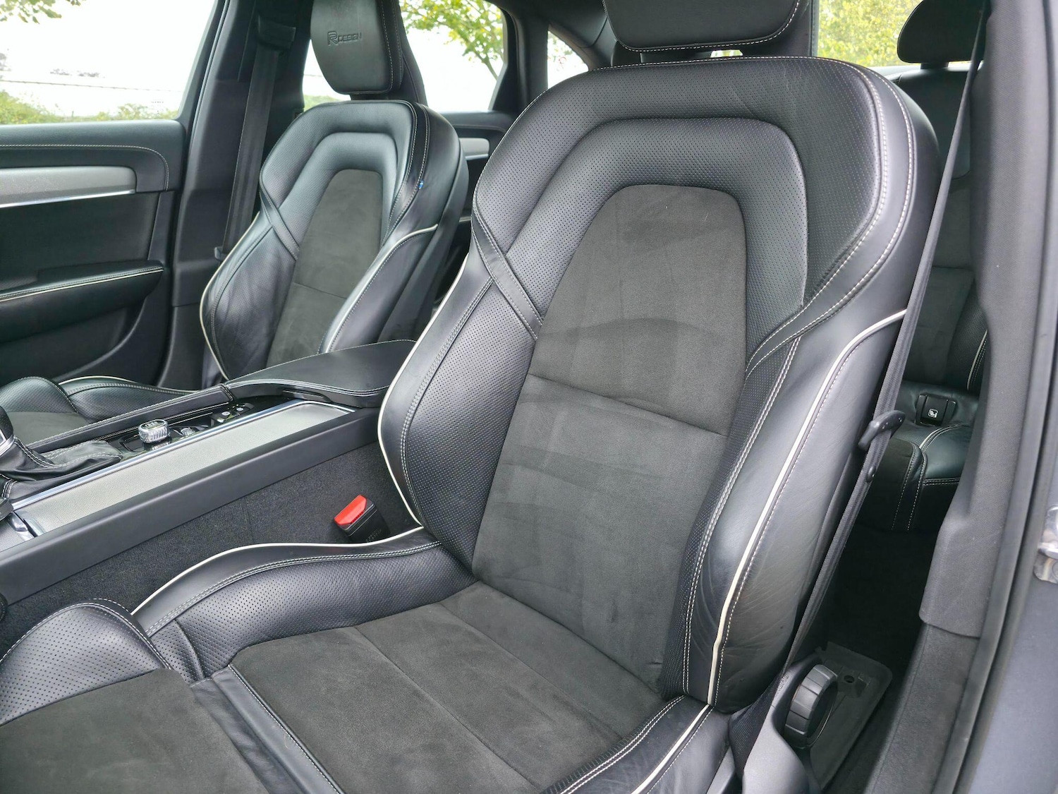 Used Volvo S90 for sale - 76993019: Photo 30