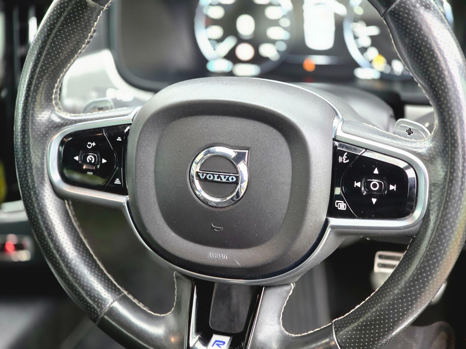 Used Volvo S90 for sale - 76993019: Photo 40