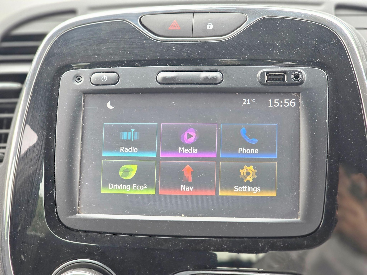 Used Renault Captur for sale - 76632872: Photo 42