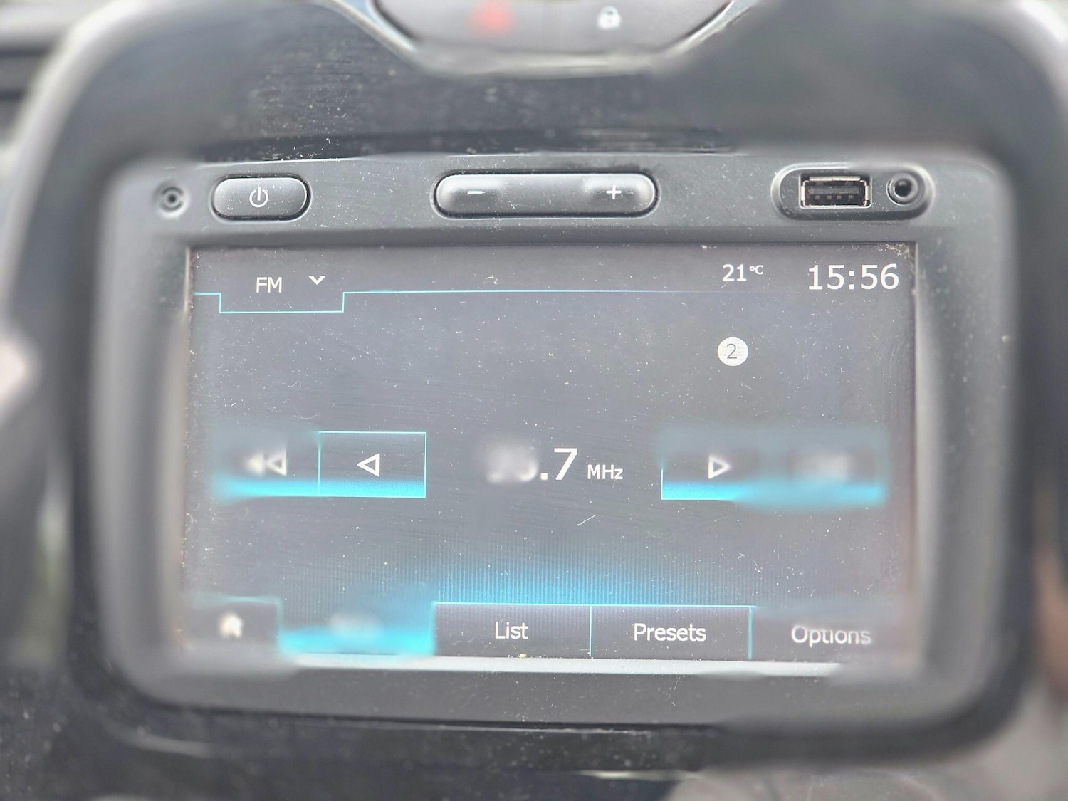 Used Renault Captur for sale - 76632872: Photo 43