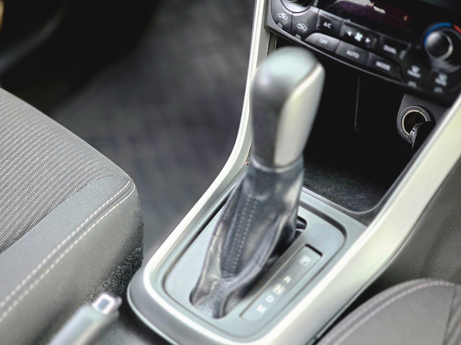 Used Suzuki SX4 S-Cross 2017 for sale - 77143977: Photo 29