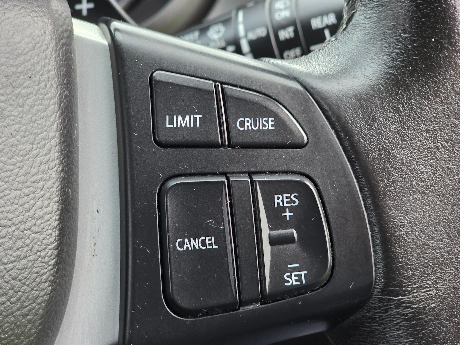 Used Suzuki SX4 S-Cross 2017 for sale - 77143977: Photo 32