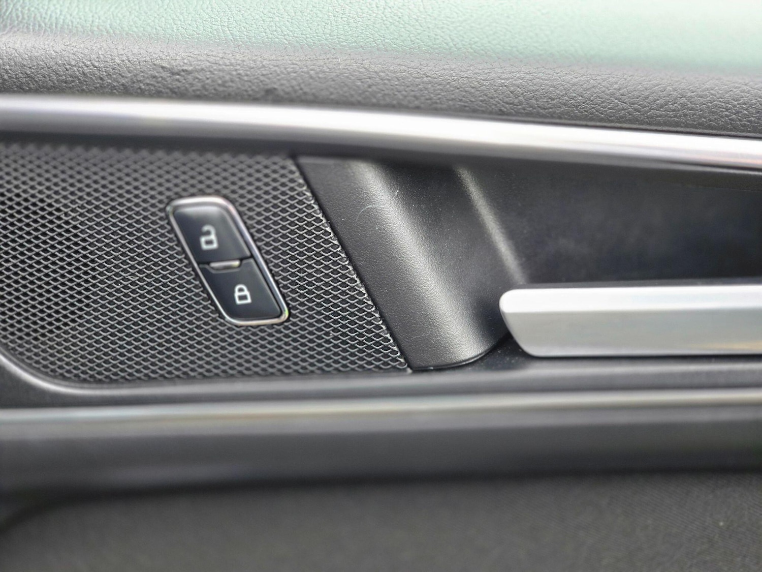 Used Ford S-Max 2017 for sale - 77646074: Photo 38