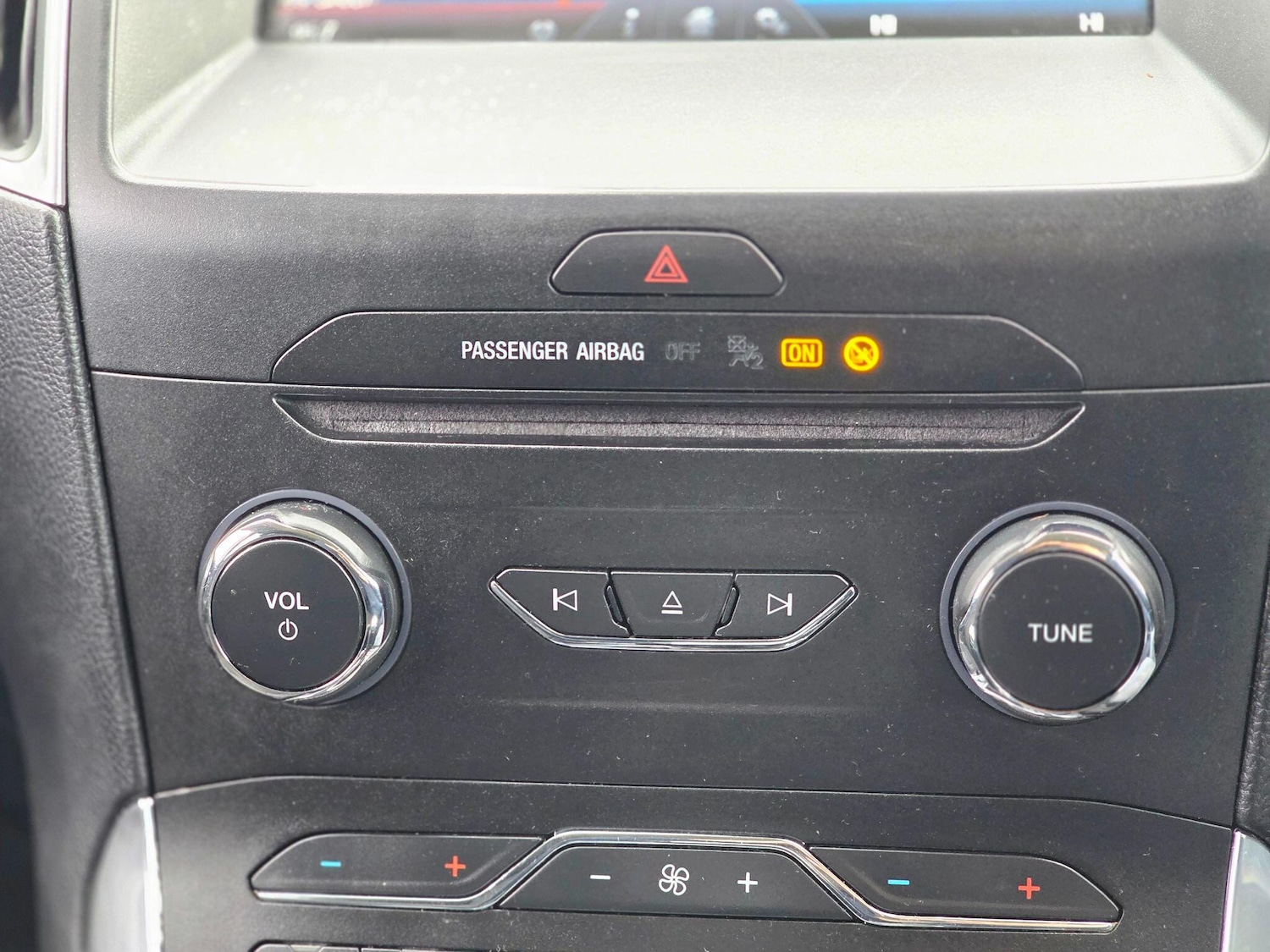 Used Ford S-Max 2017 for sale - 77646074: Photo 40