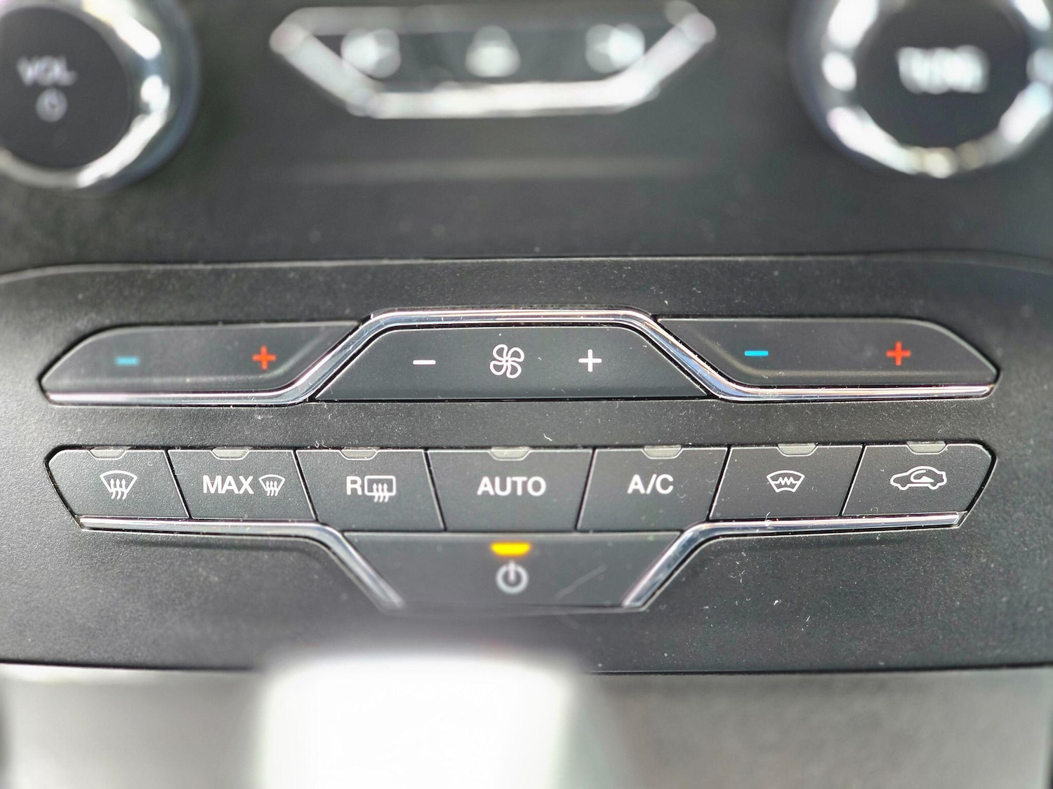 Used Ford S-Max 2017 for sale - 77646074: Photo 41