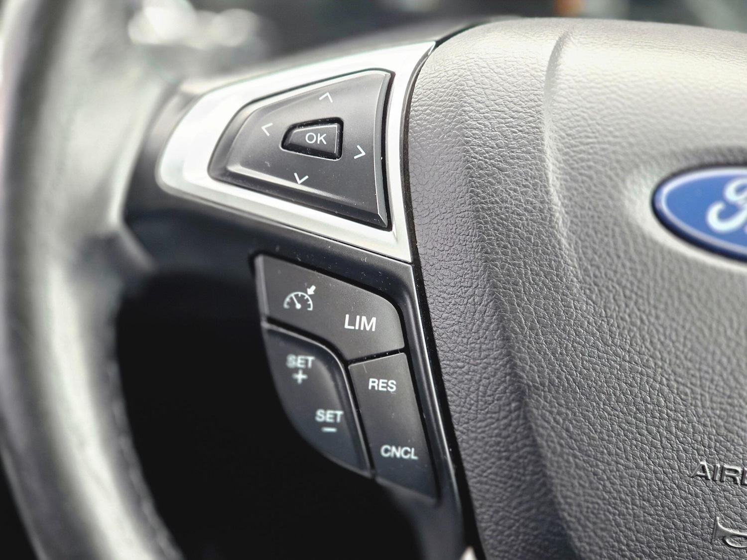 Used Ford S-Max 2017 for sale - 77646074: Photo 42