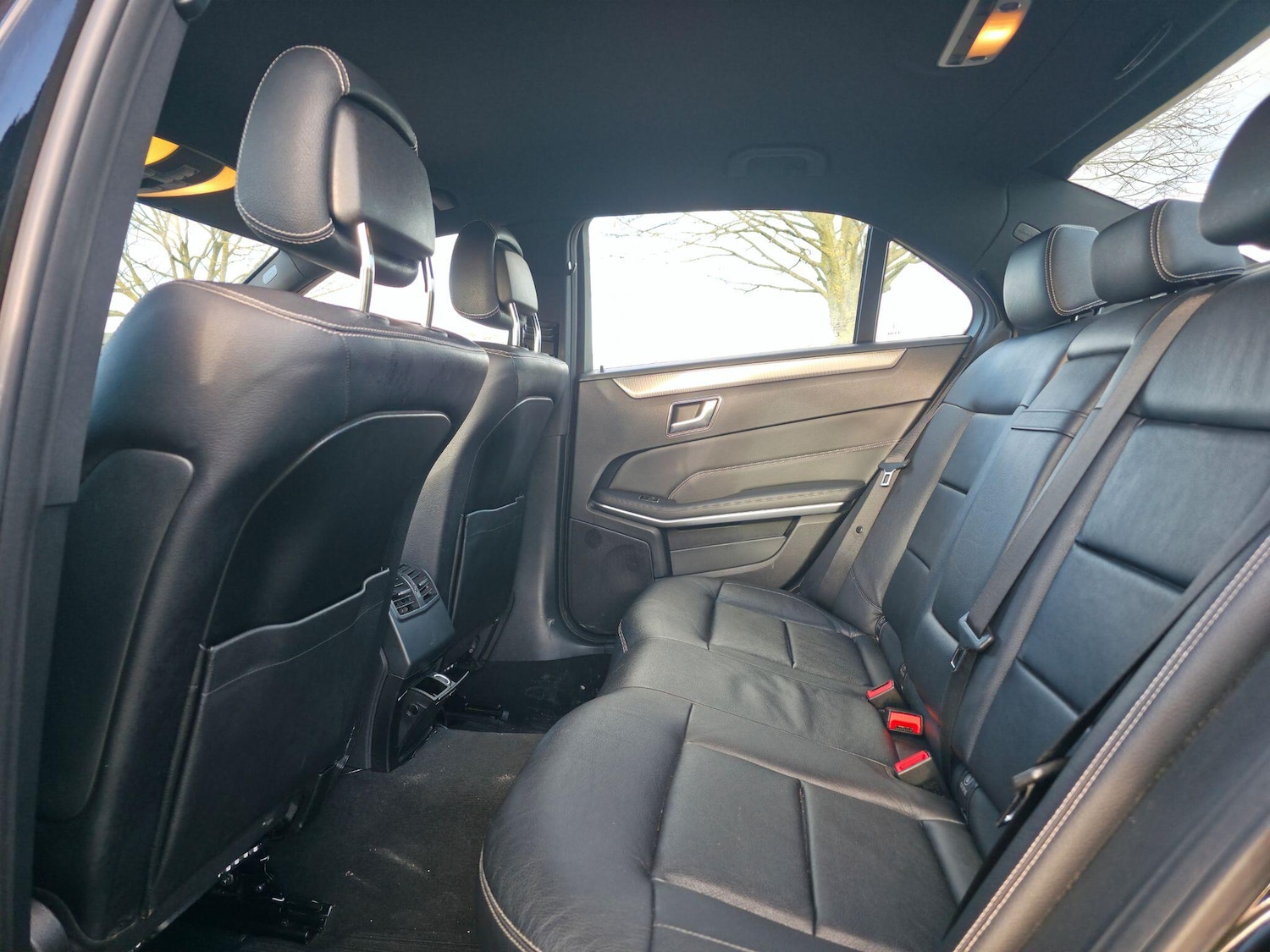 Used Mercedes-Benz E Class 2015 for sale - 76657875: Photo 22