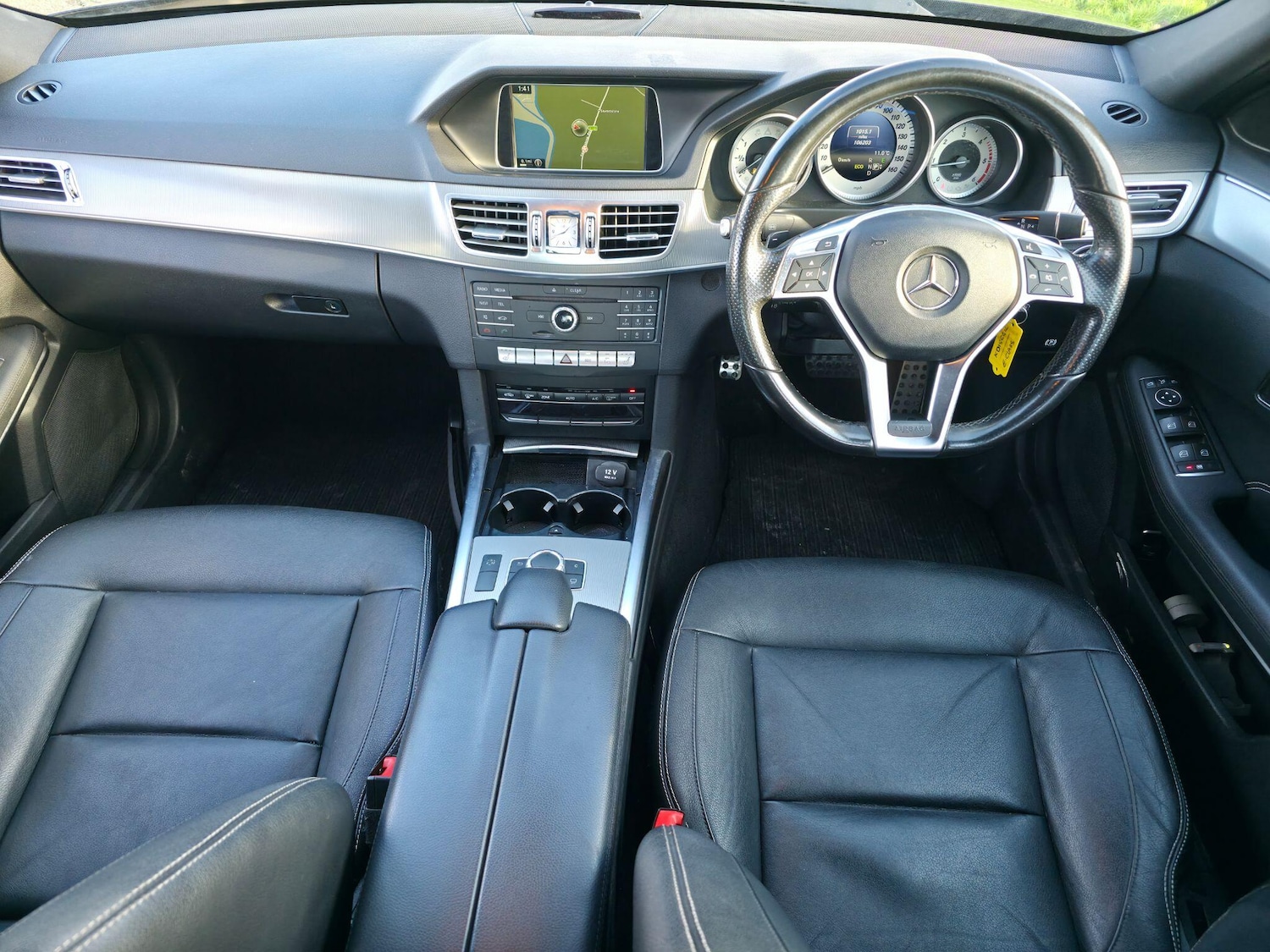 Used Mercedes-Benz E Class 2015 for sale - 76657875: Photo 24