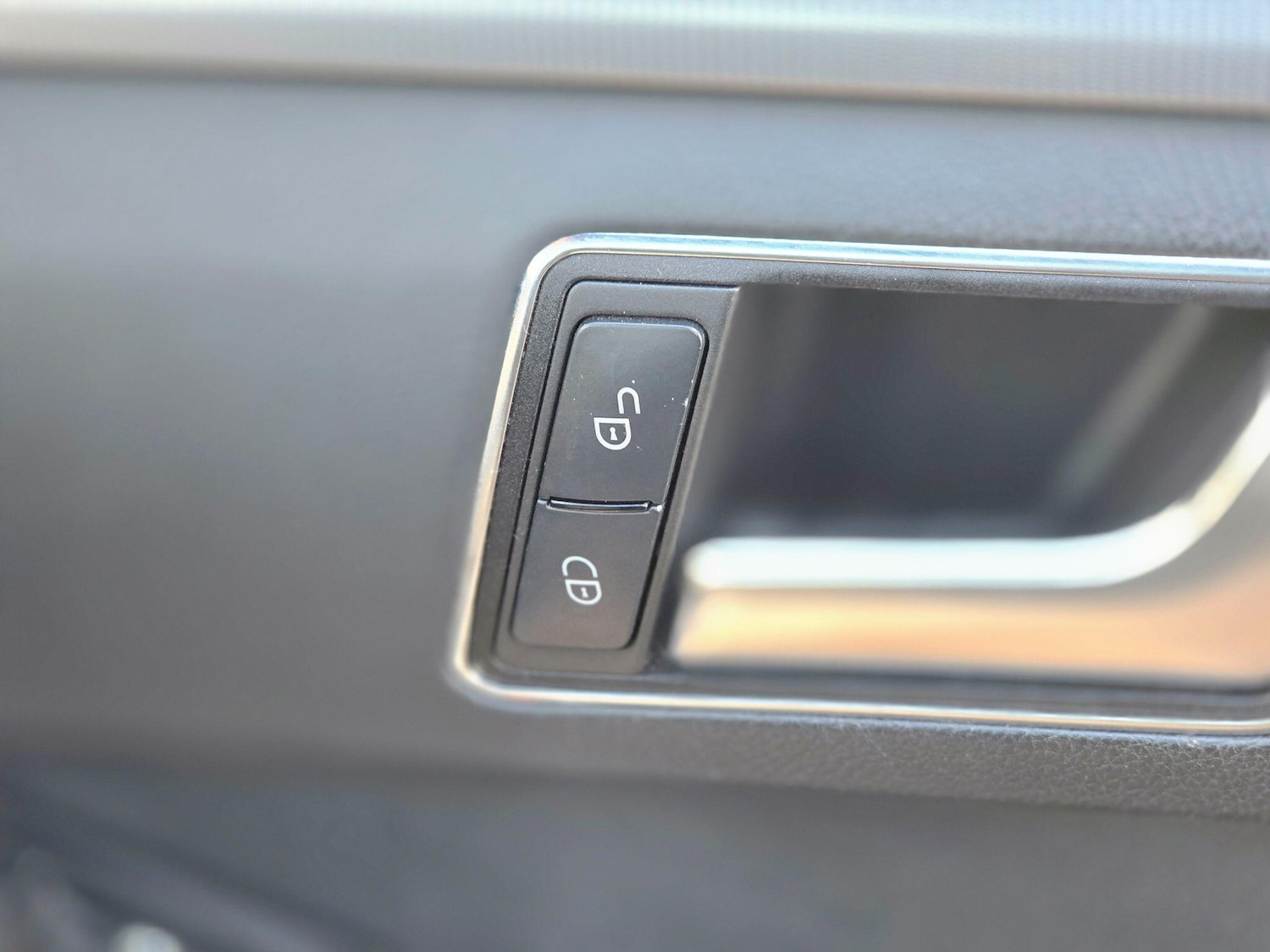 Used Mercedes-Benz E Class 2015 for sale - 76657875: Photo 29