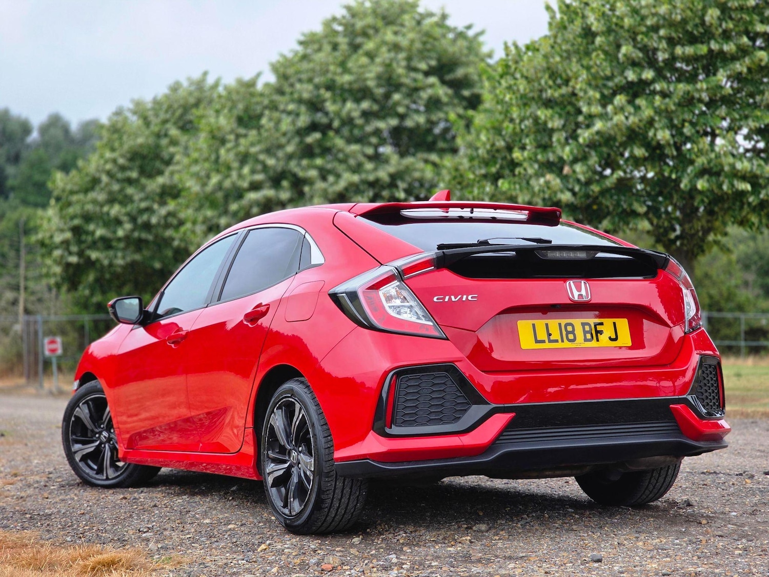 Used Honda Civic 2018 for sale - 76987756: Photo 11