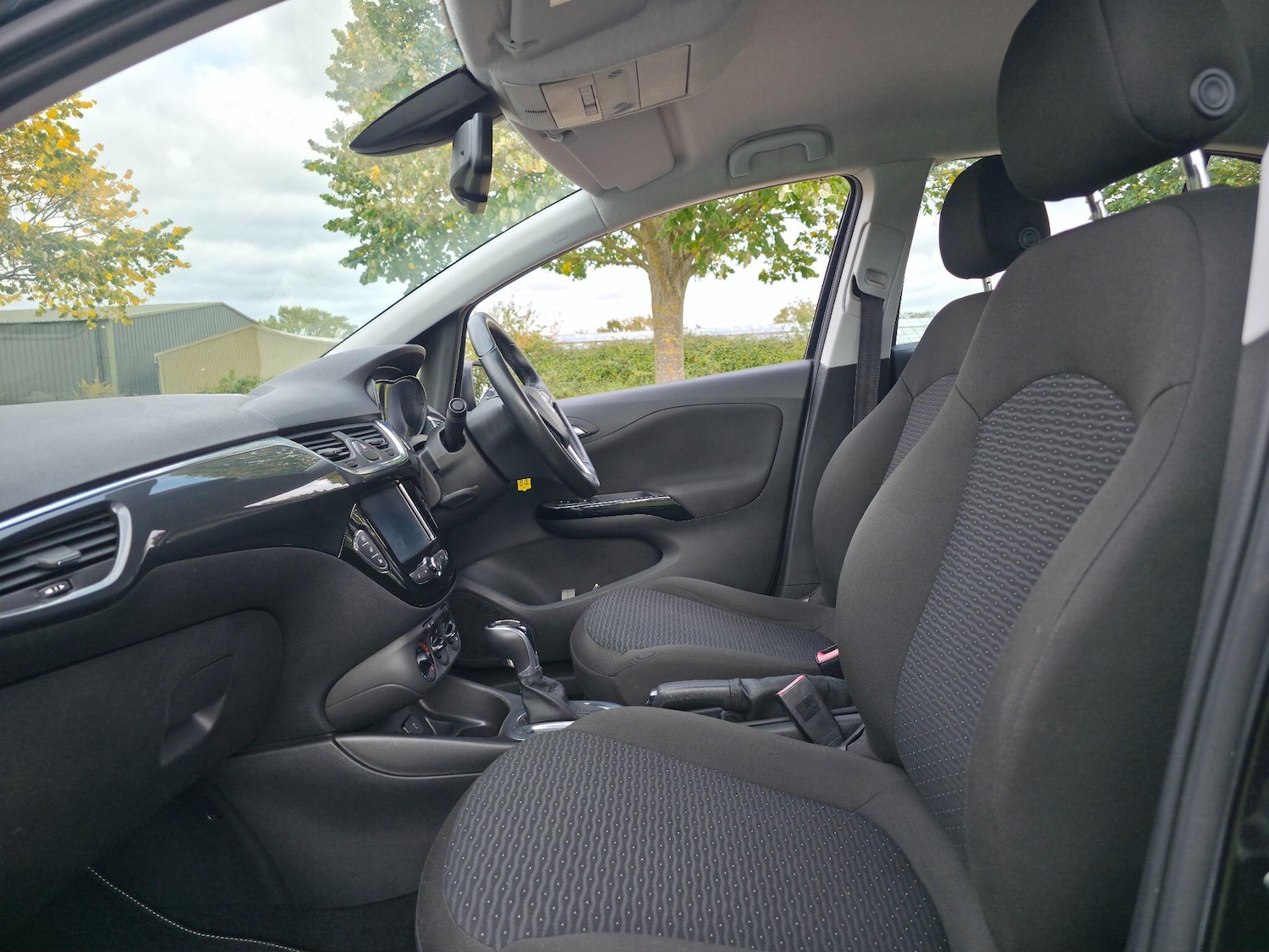 Used Vauxhall Corsa 2016 for sale - 76137134: Photo 11