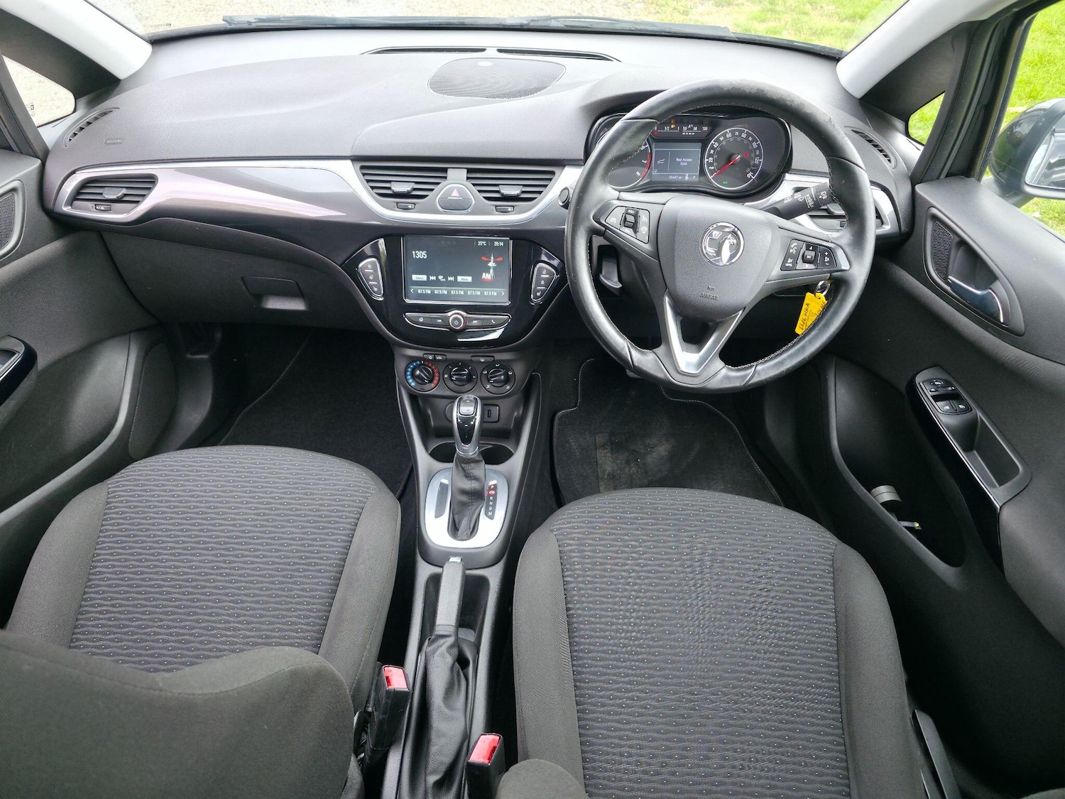 Used Vauxhall Corsa 2016 for sale - 76137134: Photo 27