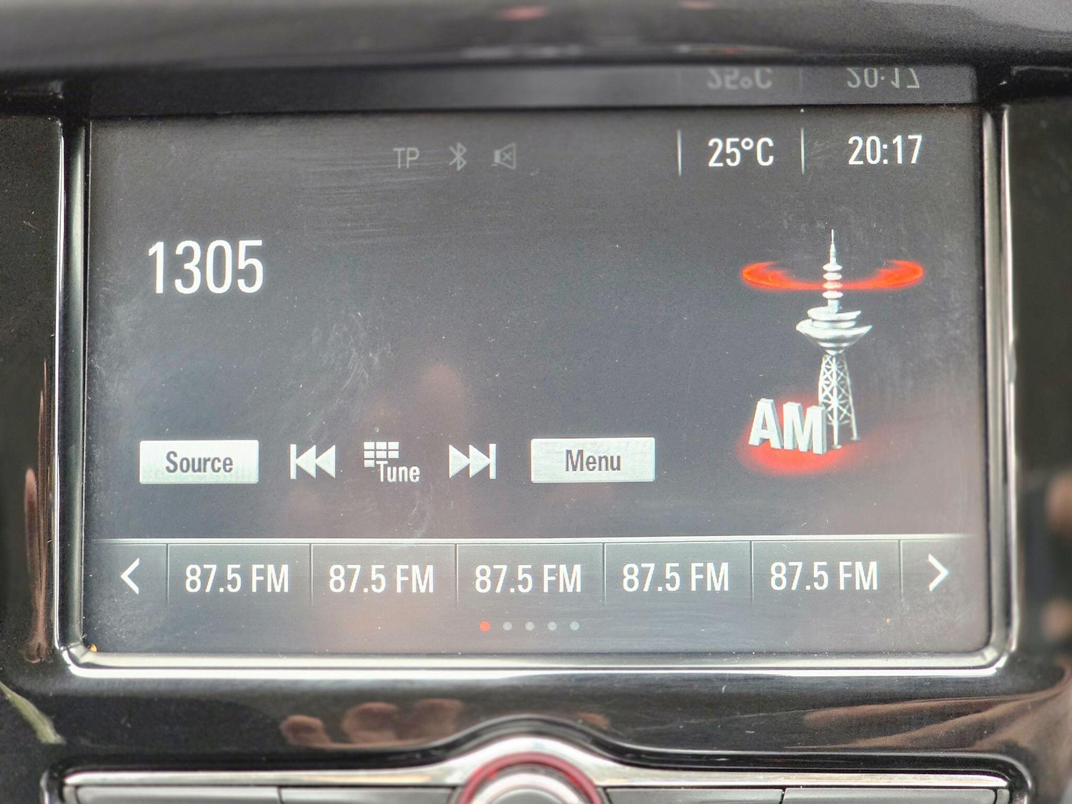 Used Vauxhall Corsa 2016 for sale - 76137134: Photo 33