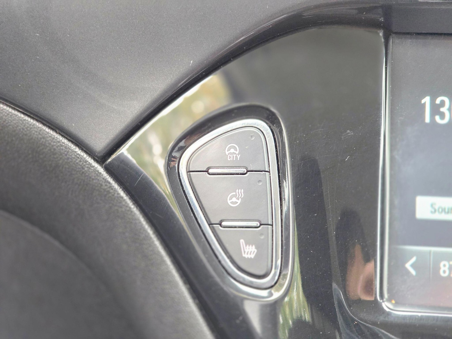 Used Vauxhall Corsa 2016 for sale - 76137134: Photo 35