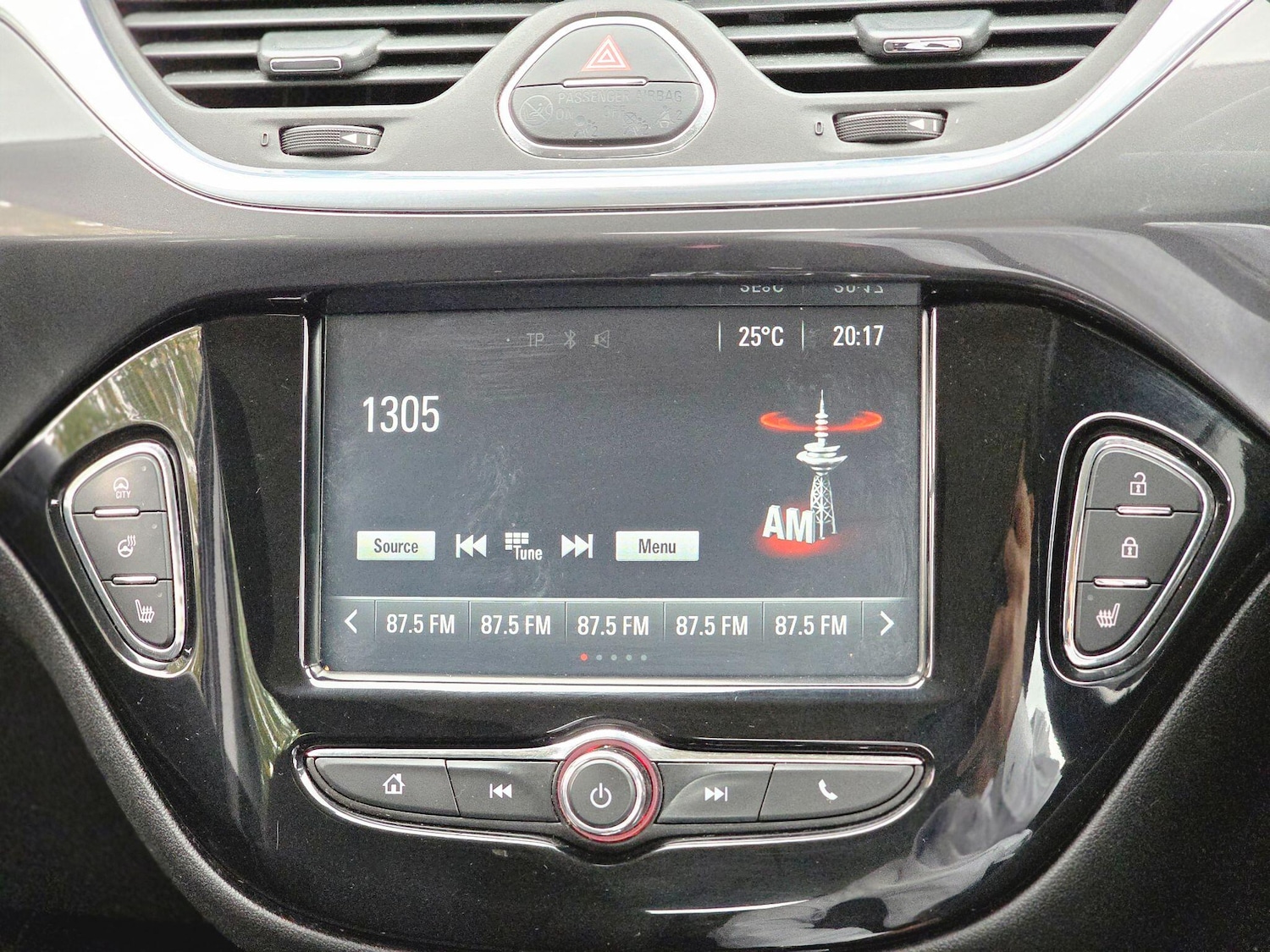 Used Vauxhall Corsa 2016 for sale - 76137134: Photo 37