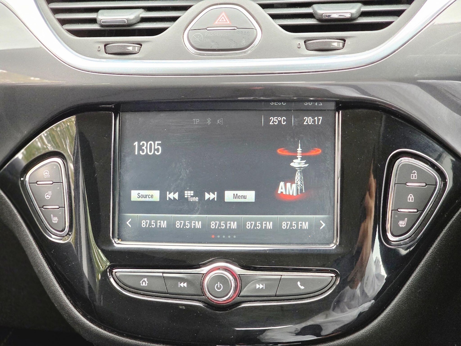 Used Vauxhall Corsa 2016 for sale - 76137134: Photo 38