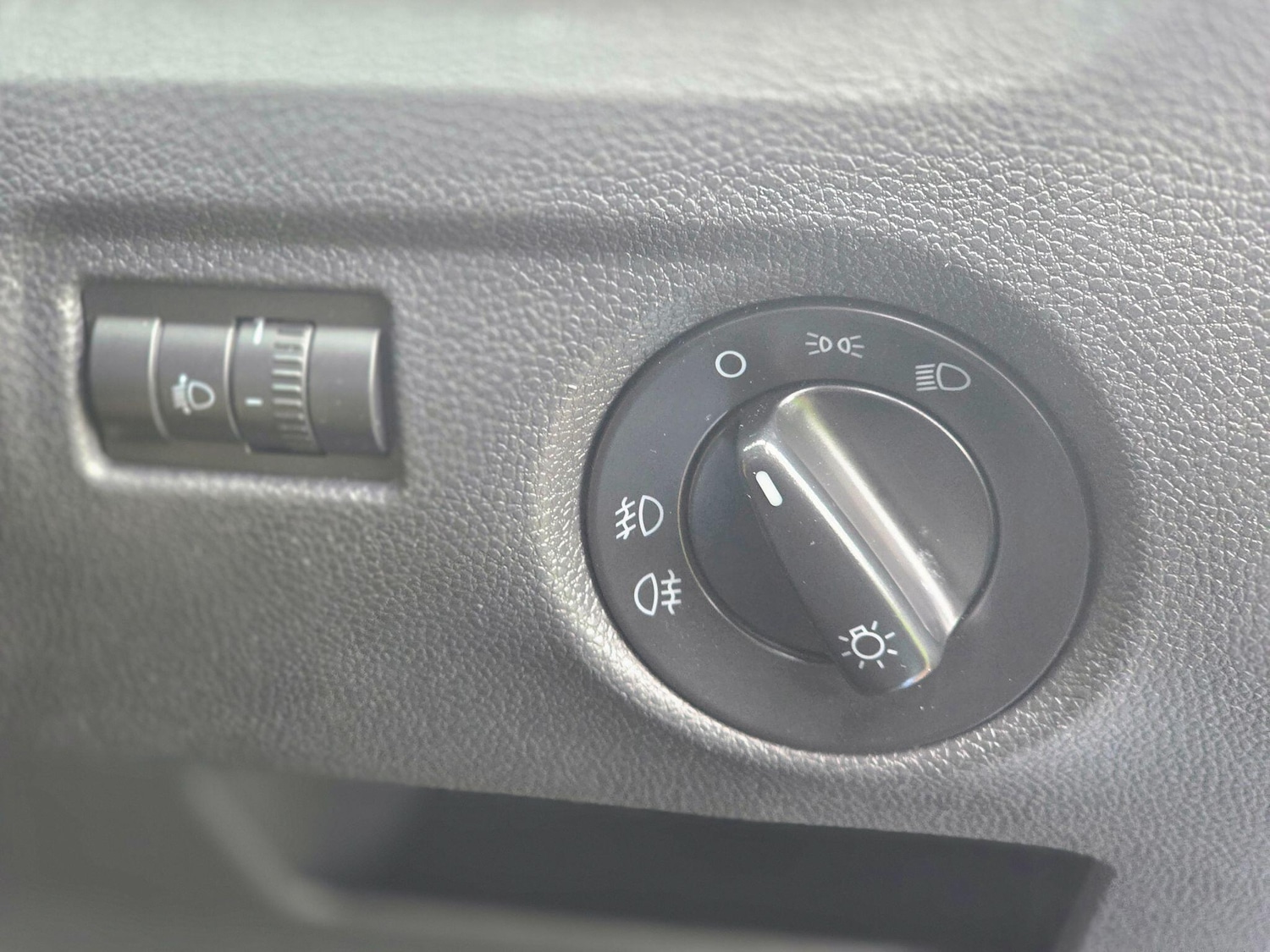 Used Skoda Fabia 2014 for sale - 76094517: Photo 35