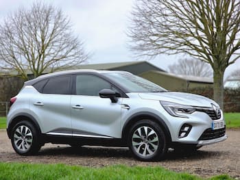 Used Renault Captur 2020 for sale - 79613255: Photo