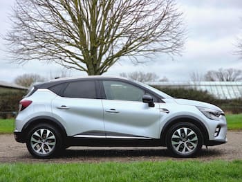 Used Renault Captur 2020 for sale - 79613255: Photo