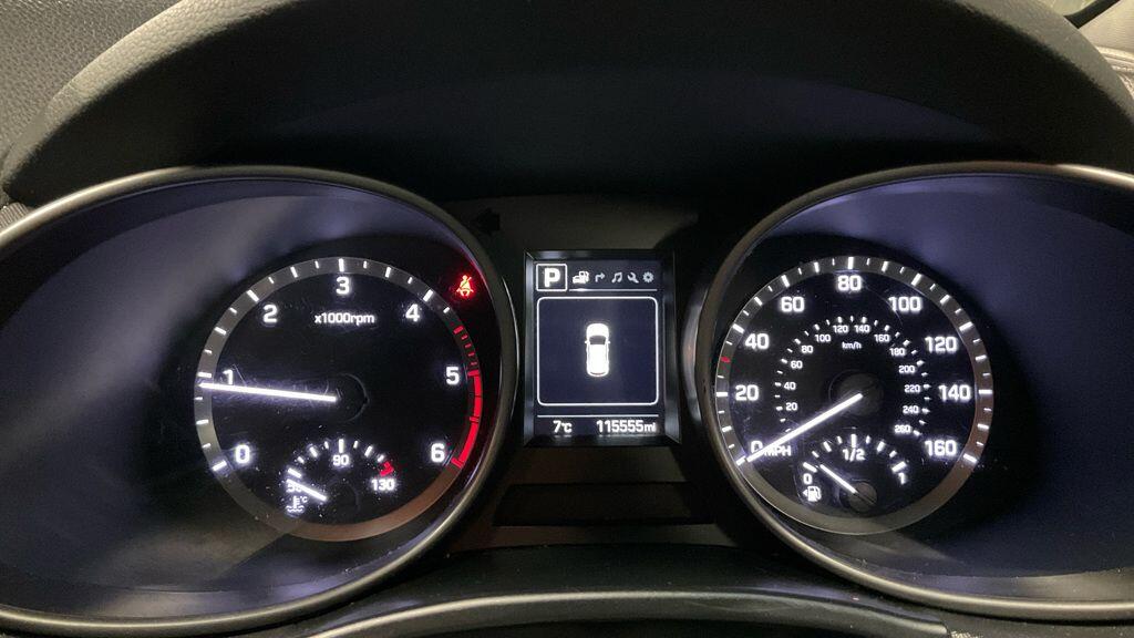 Used Hyundai Santa Fe 2017 for sale - 77305584: Photo 10