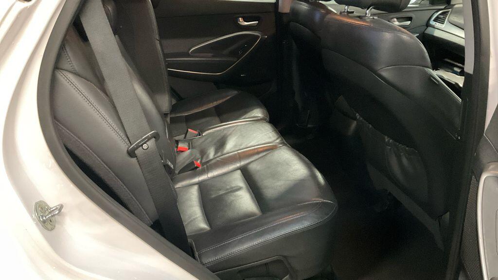 Used Hyundai Santa Fe 2017 for sale - 77305584: Photo 8